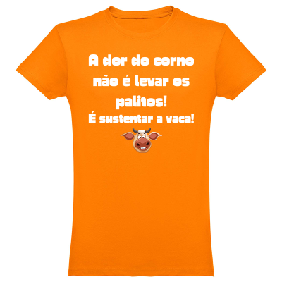 T-shirt laranja com texto branco e ilustração de vaca