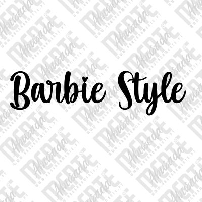Texto Barbie Style em letra cursiva preta sobre fundo branco