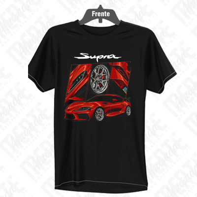 T-shirt preta com ilustração de carro vermelho e texto Supra