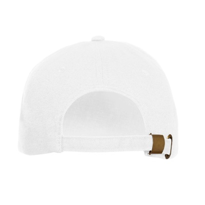 Boné branco com fecho metálico ajustável