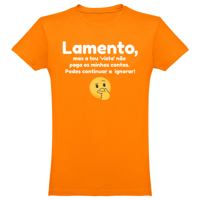 T-shirt laranja com texto branco e emoji pensativo