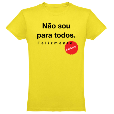 T-shirt amarela com texto e selo exclusivo