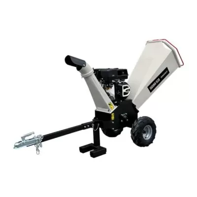 Triturador de galhos branco com motor a gasolina e rodas