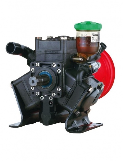 Bomba hidráulica preta com reservatório transparente e tampa verde