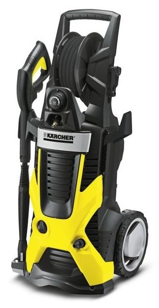 Máquina de lavar a alta pressão Karcher preta e amarela com mangueira e rodas grandes