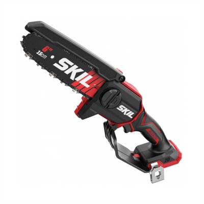 Mini motosserra elétrica SKIL preta, vermelha e branca com lâmina de 15 cm