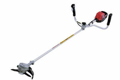 Aparelho cortador de relva com motor vermelho e lâminas pretas