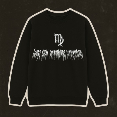 Sweatshirt preta com símbolo de Virgem em arame farpado e texto branco estilizado