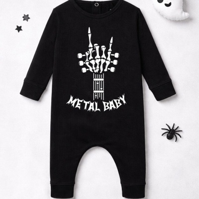 Macacão preto para bebé com estampa de mão esquelética e texto METAL BABY