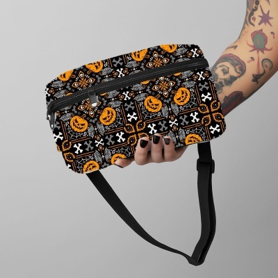 Bolsa de cintura com padrão de Halloween e alça preta