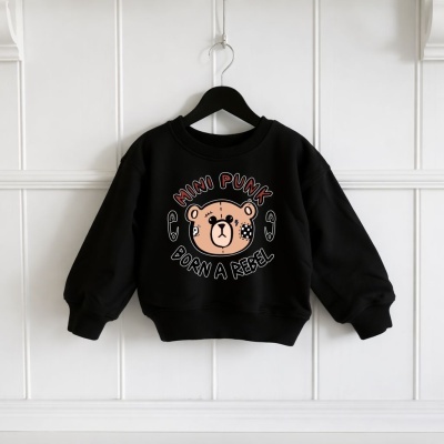 Sweatshirt preta infantil com estampa de urso e texto MINI PUNK BORN A REBEL