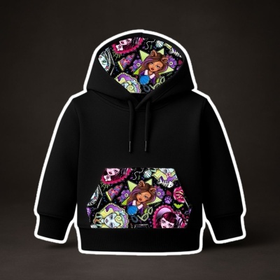 Camisola preta com capuz e bolso frontal com padrão colorido de personagens animados