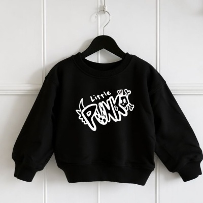 Sweatshirt preta para criança com texto branco Little PUNK.