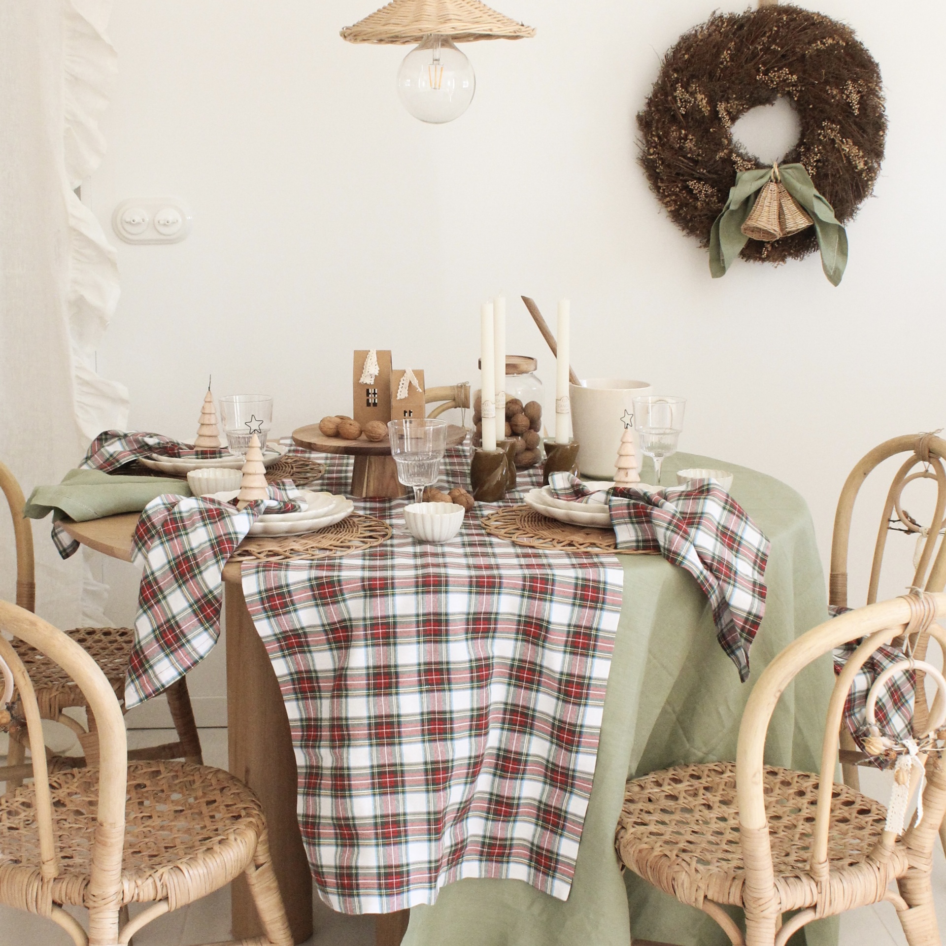 Caminho de Mesa Tartan Branco