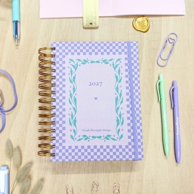 Agenda semanal personalizada xadrez lilás