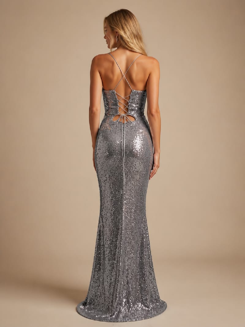 Vestido ELEA Vestido comprido prateado com lantejoulas e tiras cruzadas nas costas