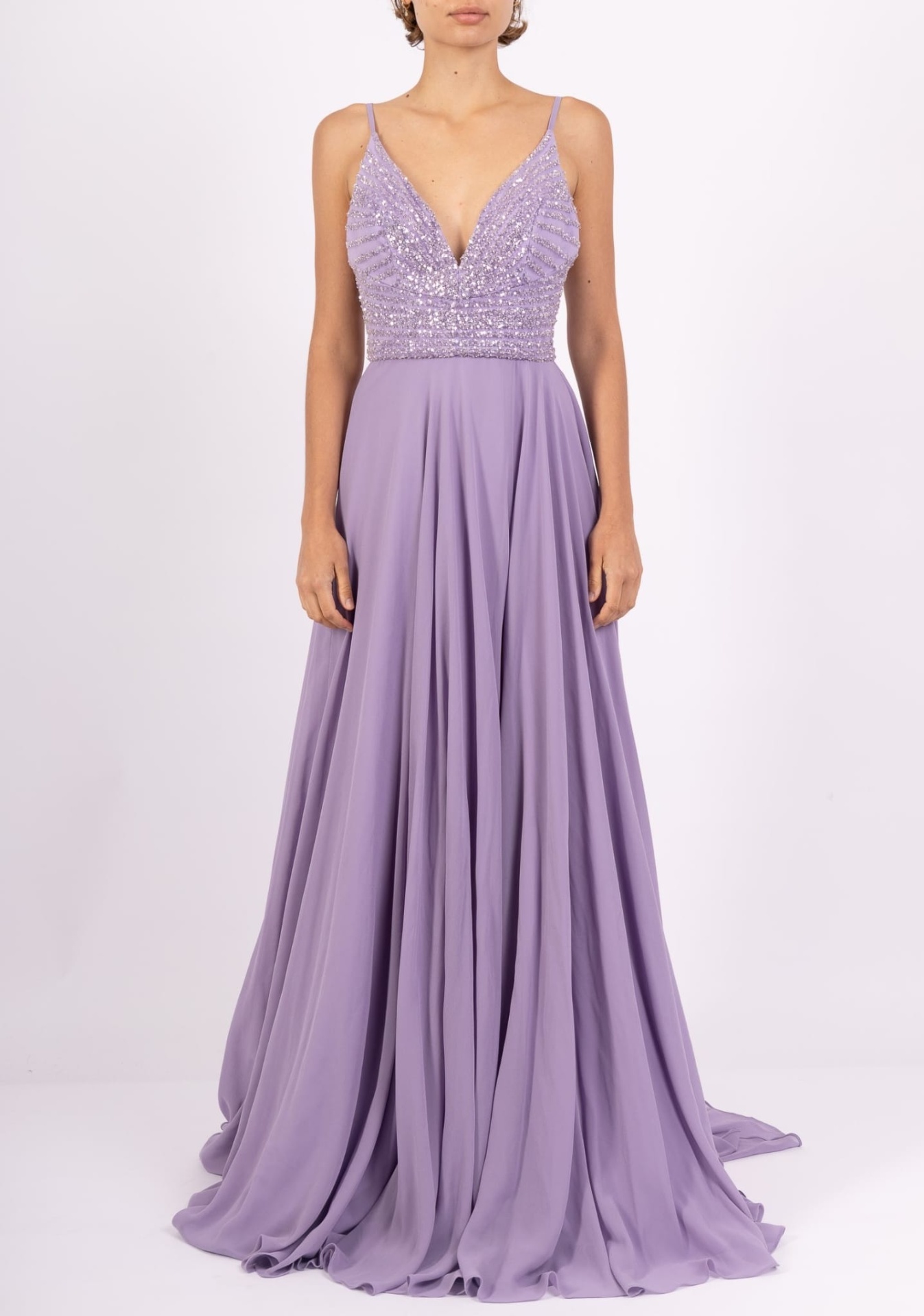 Vestido Isabela Vestido de festa lilás com corpete bordado e saia longa