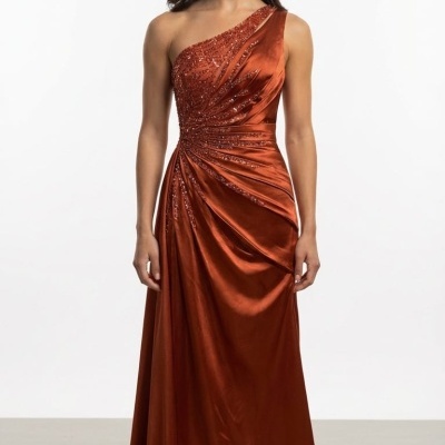 Vestido longo cetim ferrugem com ombro único e lantejoulas