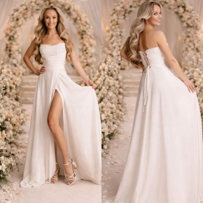 Vestido de noiva branco sem alças com fenda alta e detalhe de laçada nas costas