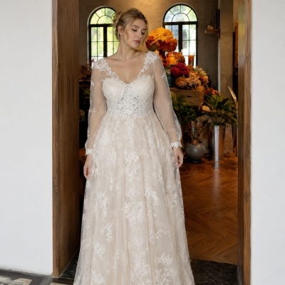 https://www.purplefashion.pt/product/vestido-graciete-xl-size