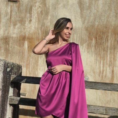 https://www.purplefashion.pt/product/vestido-milene-curto-em-cetim