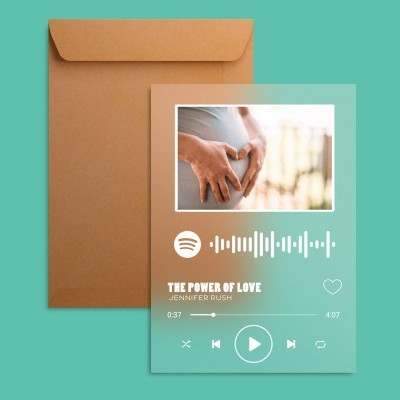 Cartão acrílico transparente com foto e código Spotify com envelope castanho