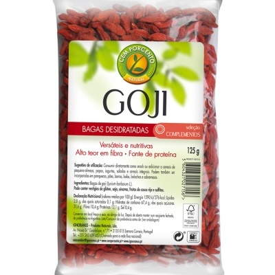 Pacote de bagas de goji desidratadas com rótulo informativo
