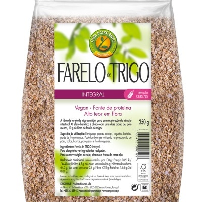 Pacote transparente de farelo de trigo integral Cem Porcento Natural 250g com texto informativo