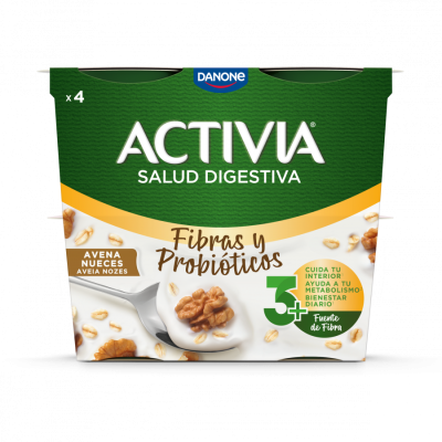 Pack de iogurtes Activia com nozes e aveia em embalagem verde e branca.