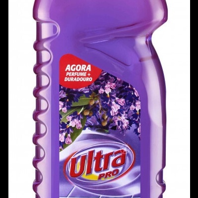 Frasco roxo de líquido lavanda Ultra Pro lava tudo 2L