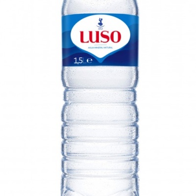 Garrafa de água mineral natural Luso 1,5 litros