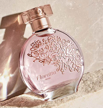60301 FLORATTA ROSE EAU DE TOILETTE, 75ML Frasco redondo de perfume rosa com padrão floral em relevo e tampa rosa dourada