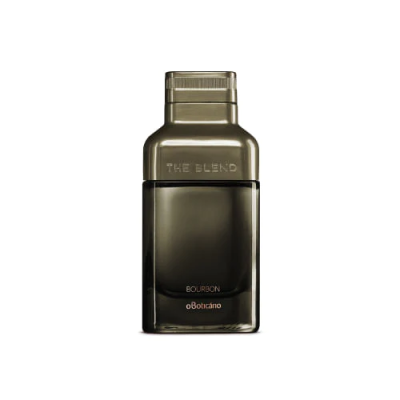 Frasco de perfume cinza escuro com tampa retangular e texto THE BLEND, BOURBON, oBoticário.