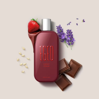 Frasco de perfume vermelho Egeo Choc High com morango, lavanda e chocolate
