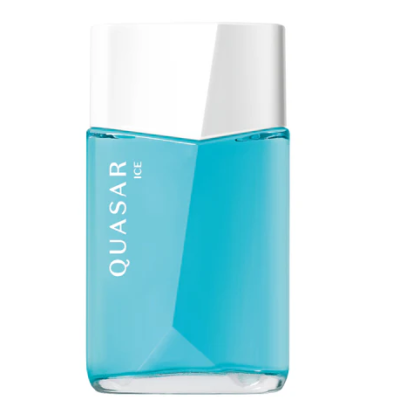 Frasco de perfume azul com tampa branca e texto QUASAR ICE