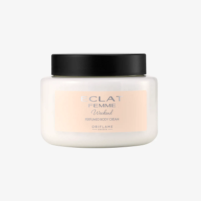 Frasco branco de creme corporal perfumado Eclat Femme Weekend da Oriflame