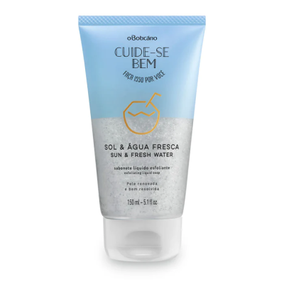 Tubo de sabonete líquido esfoliante 'Cuide-se Bem Sol & Água Fresca' da o Boticário, azul claro e cinza, com tampa branca.