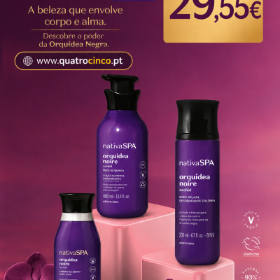Conjunto de produtos nativaSPA Orquídea Negra em embalagens roxas sobre cubos cor-de-rosa com flores orquídeas.
