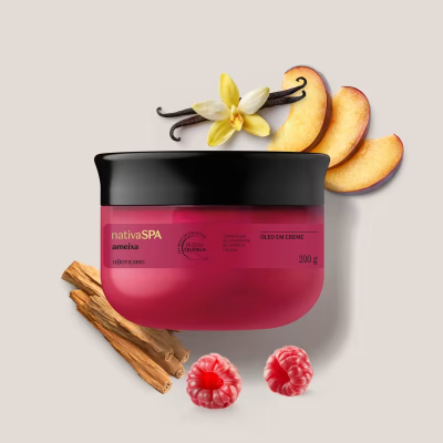 Frasco rosa de creme óleo nativa SPA ameixa O Boticário com frutas e especiarias