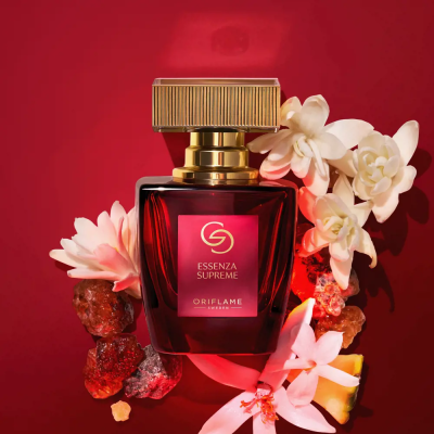 Frasco de perfume Essenza Supreme Oriflame com flores e cristais