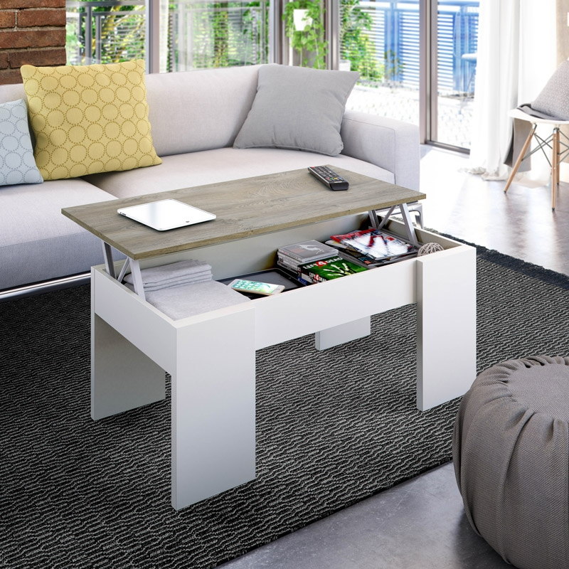 Mesa de centro elevatória branca com tampo de madeira clara em sala moderna