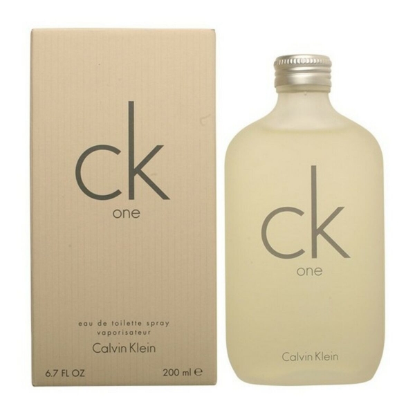 Frasco e caixa de perfume Calvin Klein CK One bege claro fosco.