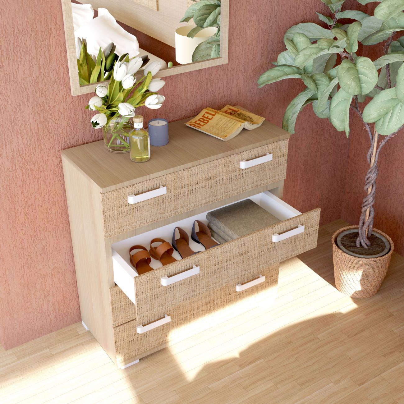 Cômoda com gavetas de rattan e madeira, sapatos, vaso de flores, espelho e planta num quarto
