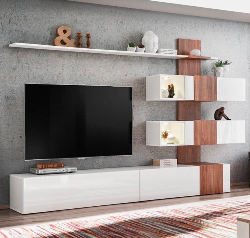 Móvel de sala de estar moderno com prateleira e armários em branco e madeira castanha