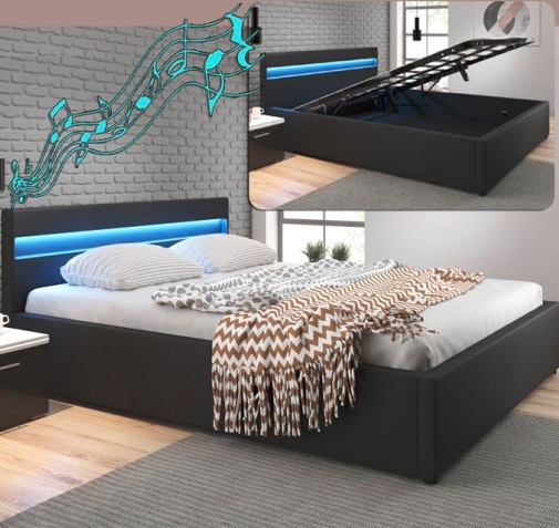 Cama de casal preta com cabeceira azul e roupa de cama branca