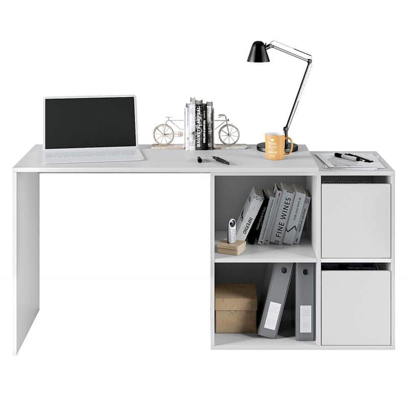 Secretária branca com gavetas, prateleiras, laptop, candeeiro, decoração e caneca