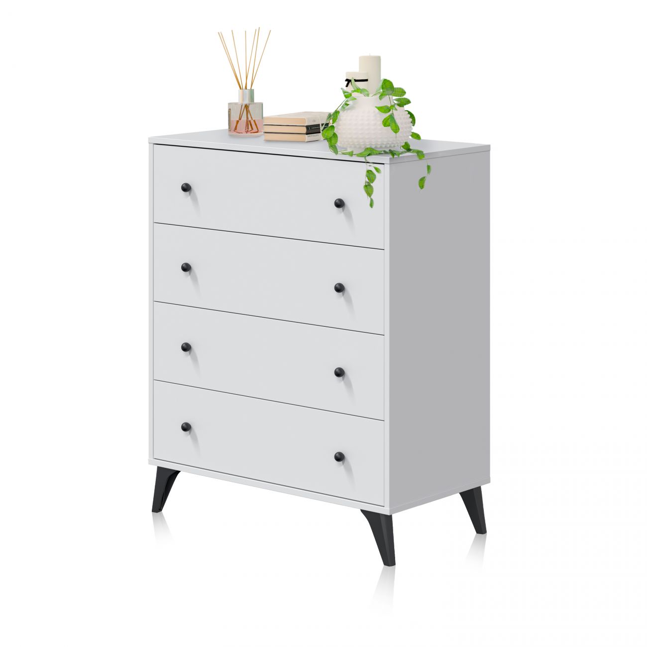 Cómoda branca com quatro gavetas e puxadores pretos, decorada no topo