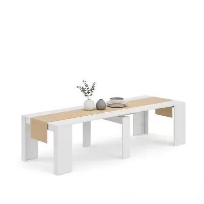 Mesa extensível branca com decoração minimalista e caminhos de mesa castanhos