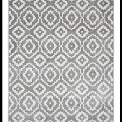 Tapete rectangular cinza e branco com padrão geométrico