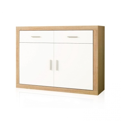 Móvel de arrumação em madeira carvalho claro com portas brancas e puxadores metálicos